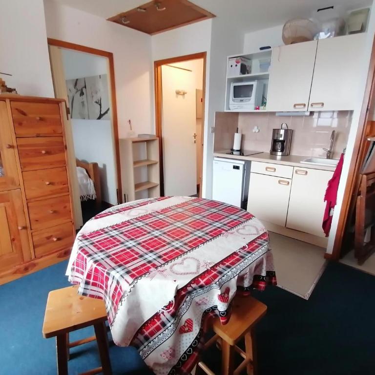 Appartement 2 pièces · Coin montagne · Ski aux pieds - FR-1-181-2865 - Appartement - 8
