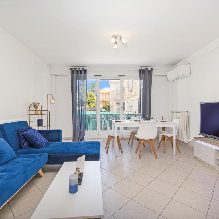 Appartement 2 pièces avec balcons, parking extérieur - Apartamento de 1 dormitorio - 1