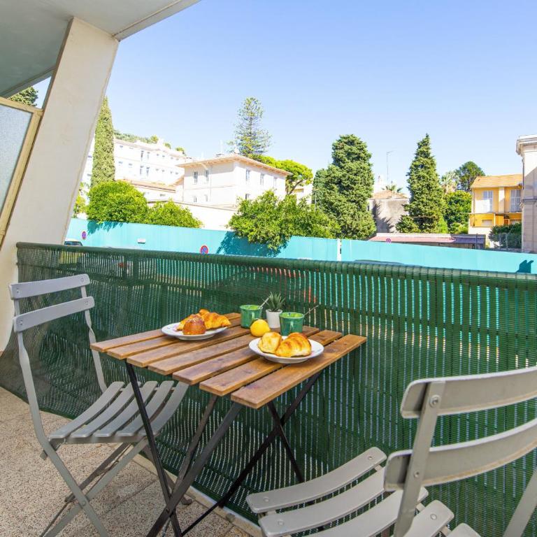 Appartement 2 pièces avec balcons, parking extérieur - Apartamento de 1 dormitorio - 16