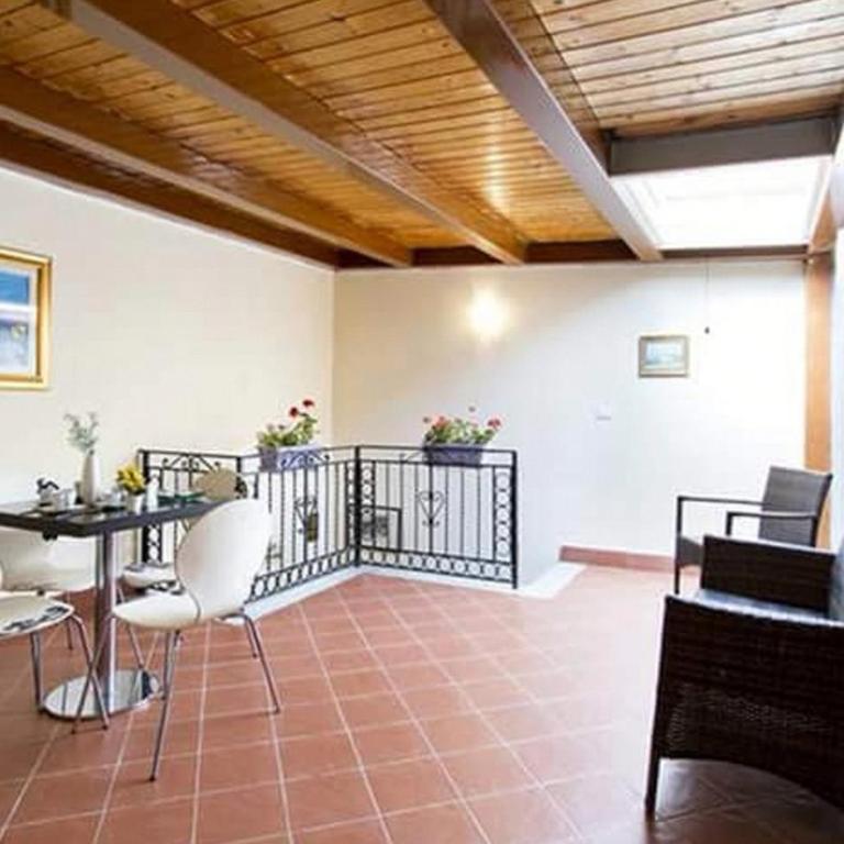 Appartamento politeama Palermo - Two-Bedroom Deluxe Apartment - 6
