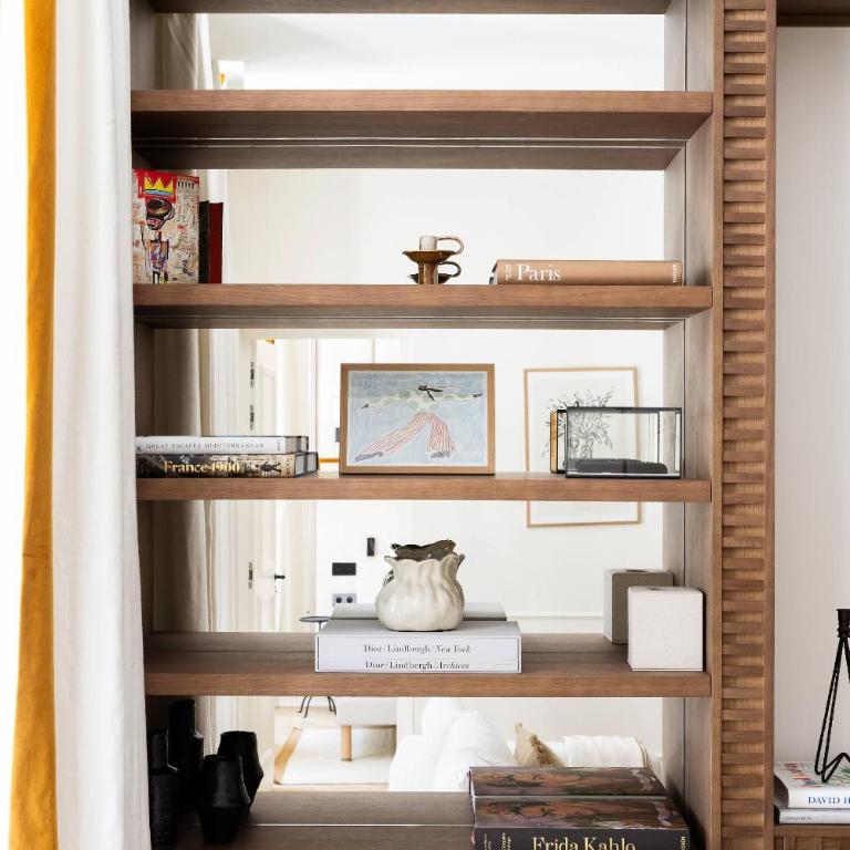Luxurious Residence Saint Honore by onefinestay - Two-Bedroom Apartment - 7