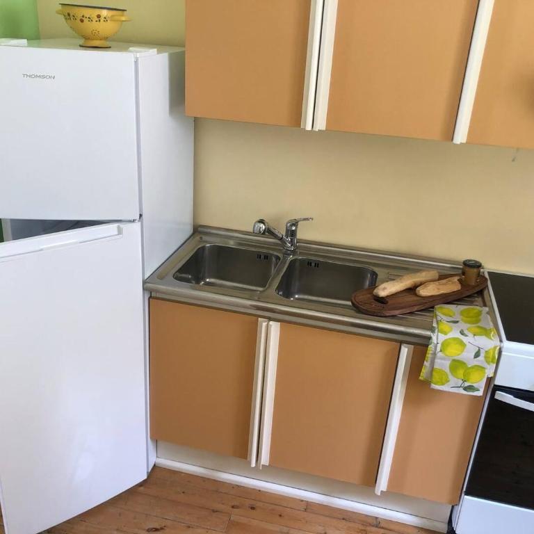 Apartment with sea view & spacious terrace - Two-Bedroom Apartment - 12