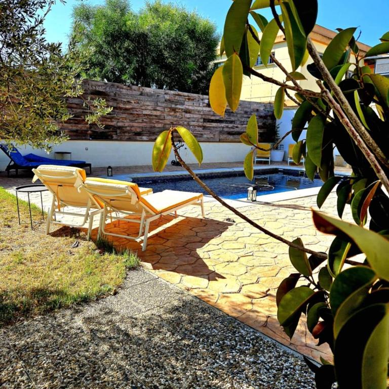 casa de vicky - Habitación Doble con vistas a la piscina - 9