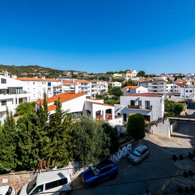 Casa Jordi - Piedra y bóveda en el corazón de Cadaqués I 3 suites I 2 parkings I patio con bbq - Casa Unifamiliar de 3 dormitorios - 35
