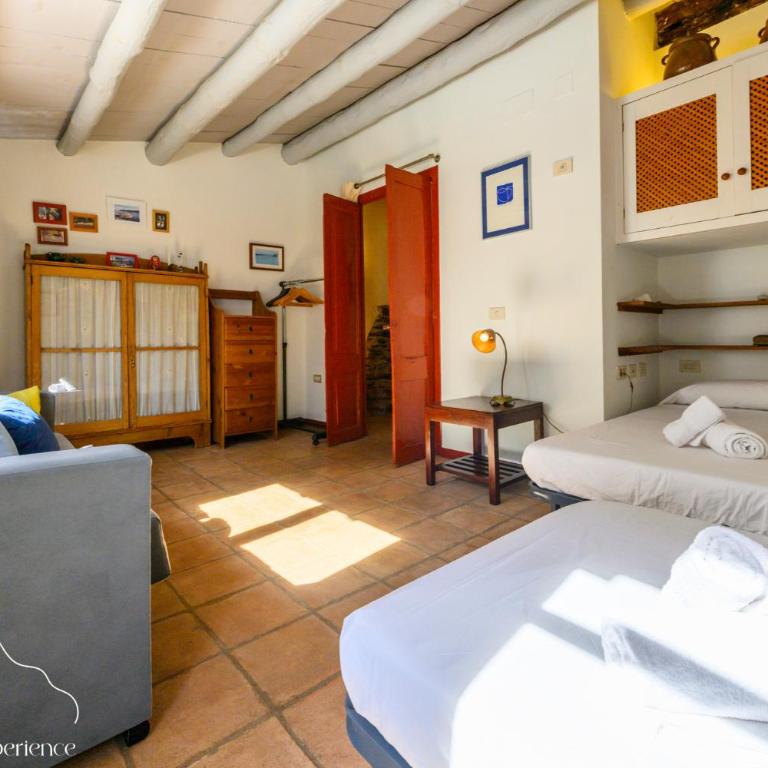 Casa Jordi - Piedra y bóveda en el corazón de Cadaqués I 3 suites I 2 parkings I patio con bbq - Casa Unifamiliar de 3 dormitorios - 39
