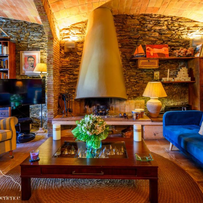 Casa Jordi - Piedra y bóveda en el corazón de Cadaqués I 3 suites I 2 parkings I patio con bbq - Casa Unifamiliar de 3 dormitorios - 9