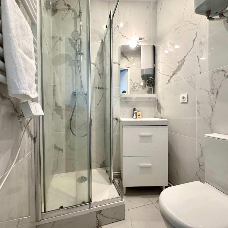 New 355 Suite Celine- Cosy Apartment Paris Center - Studio - 16