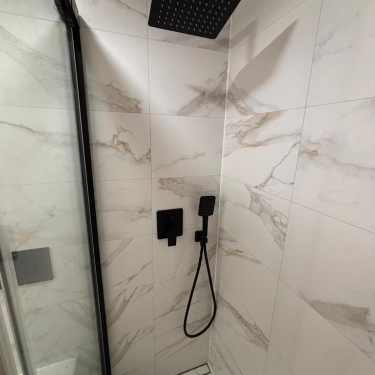 Luxury Apartment near Madrid, Airport, IFEMA, City Center - One-Bedroom Apartment - 15