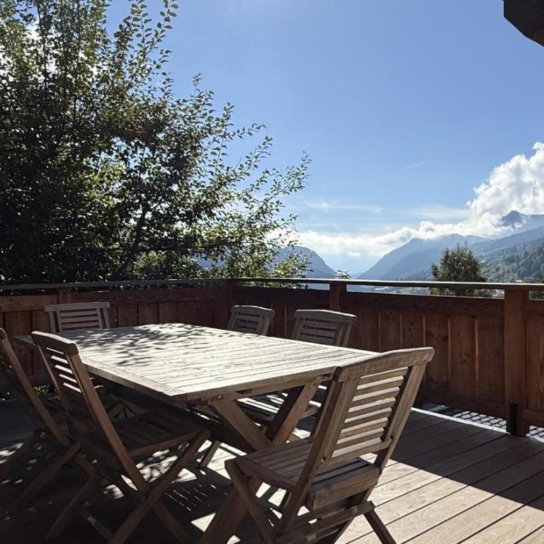NOUVEAU ! Chalet Nova - LES GETS - cheminée, jacuzzi, superbe vue - Chalet - 28