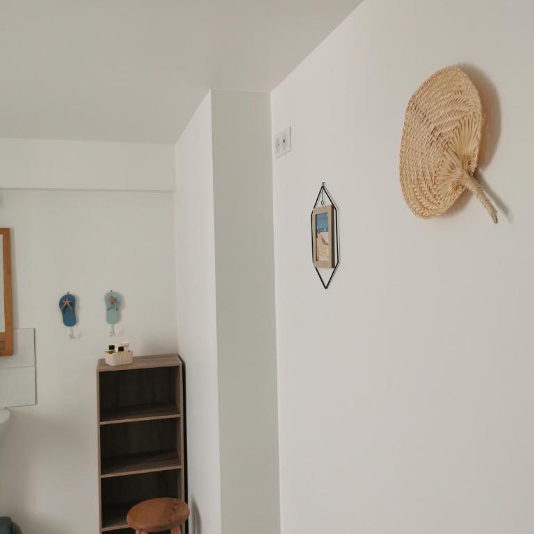 Mon Petit Café - Chambre Double avec Toilettes Communes - 3