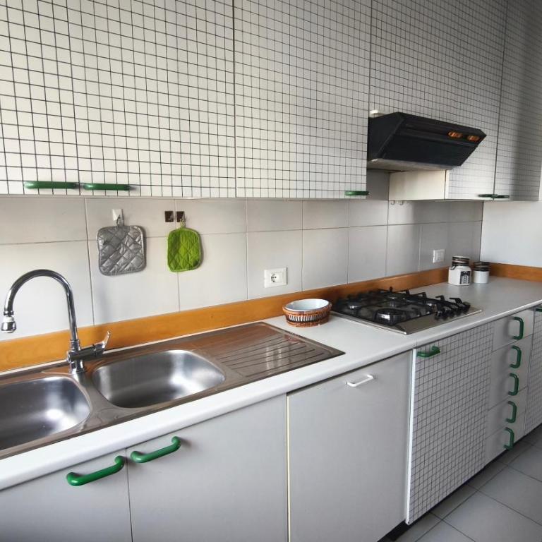A casa di Nora - Appartamento con 2 Camere da Letto - 8