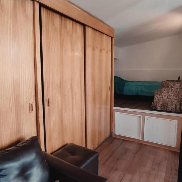 Alojamientos Marina Centro - Three-Bedroom Apartment - 8