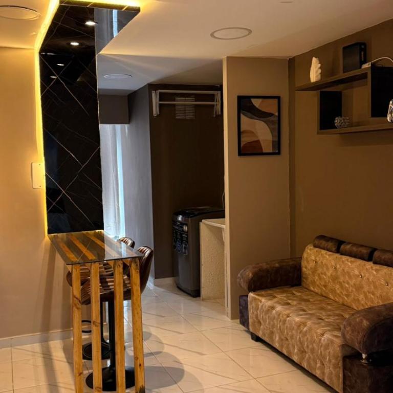 Moderno apt con vista a la ciudad y estilo único - One-Bedroom Apartment - 5