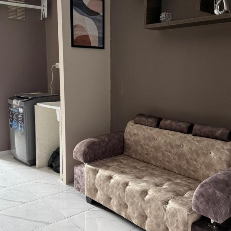 Moderno apt con vista a la ciudad y estilo único - One-Bedroom Apartment - 37