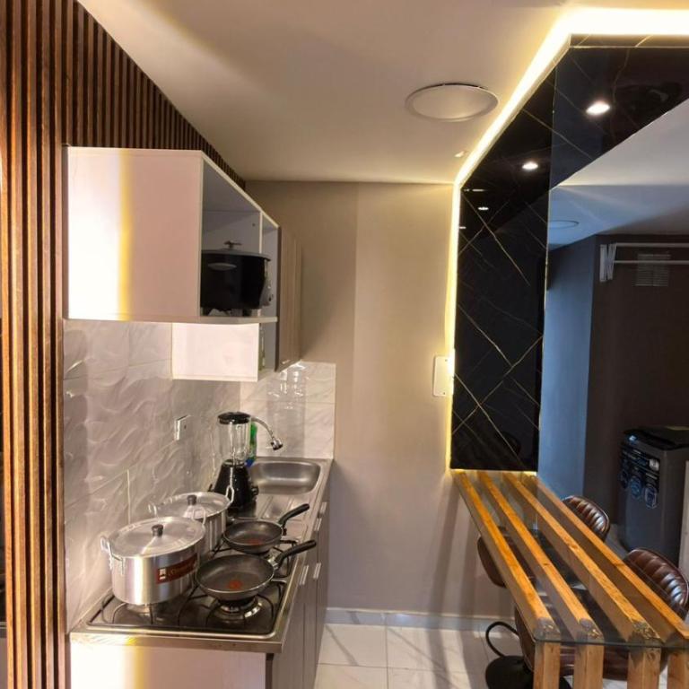 Moderno apt con vista a la ciudad y estilo único - One-Bedroom Apartment - 40