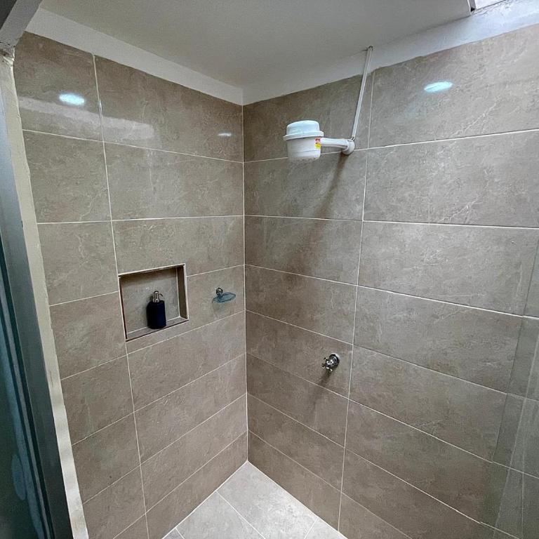 Espectacular apartaestudio en envigado cerca de todo - One-Bedroom Apartment - 8