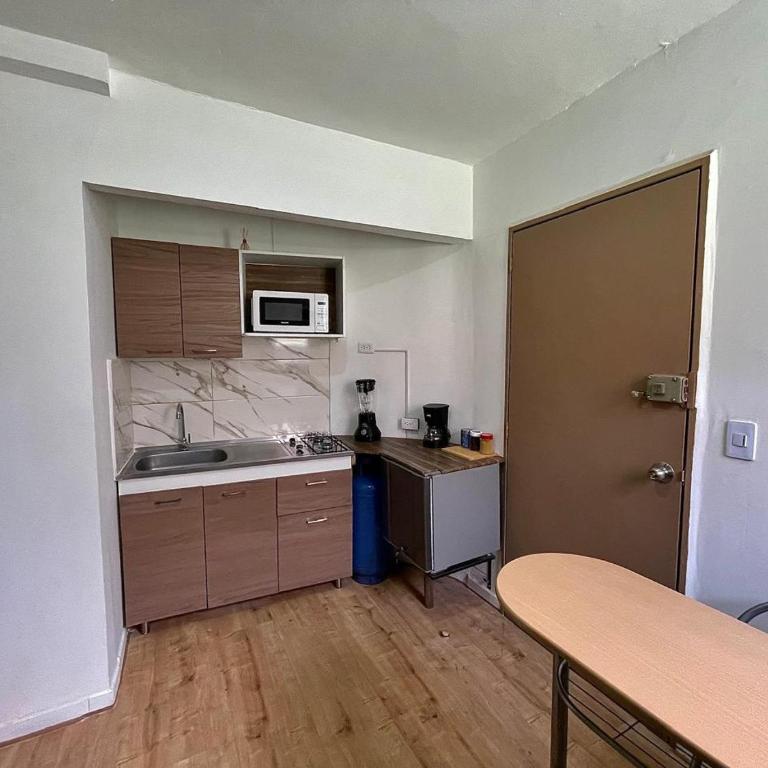Espectacular apartaestudio en envigado cerca de todo - One-Bedroom Apartment - 4