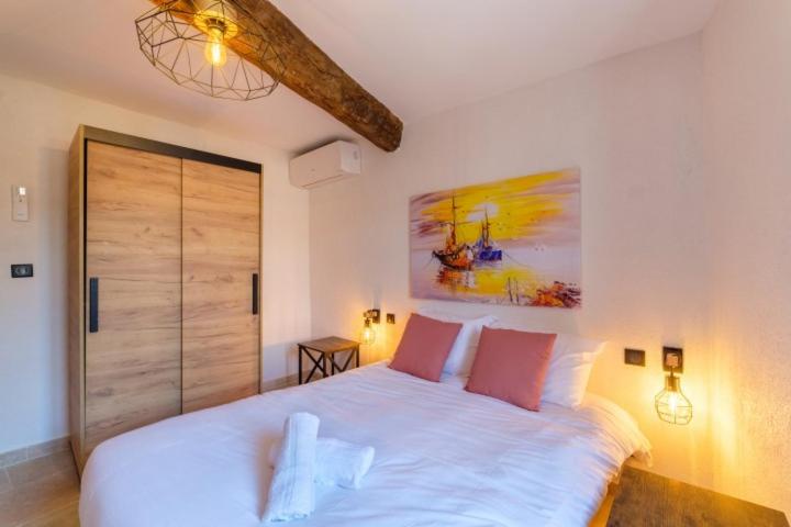 GR7 3P - Appartement Saint-Paul-de-Vence 6P - Two-Bedroom Apartment - 10