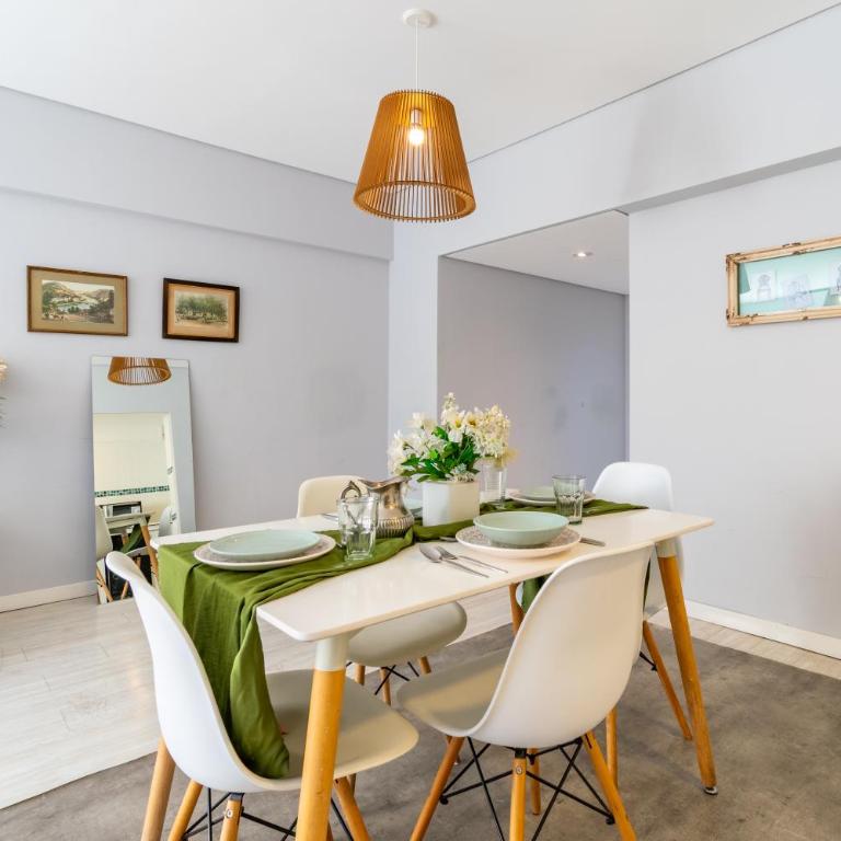 cerca de la estación retiro con cochera, pileta y sauna - Habitación Familiar Superior - 23