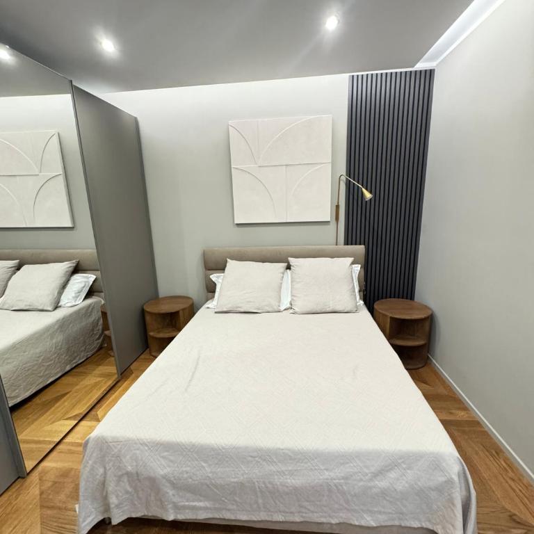 Olimpus Luxury Stays - Two-Bedroom Deluxe Apartment with Balcony - 17