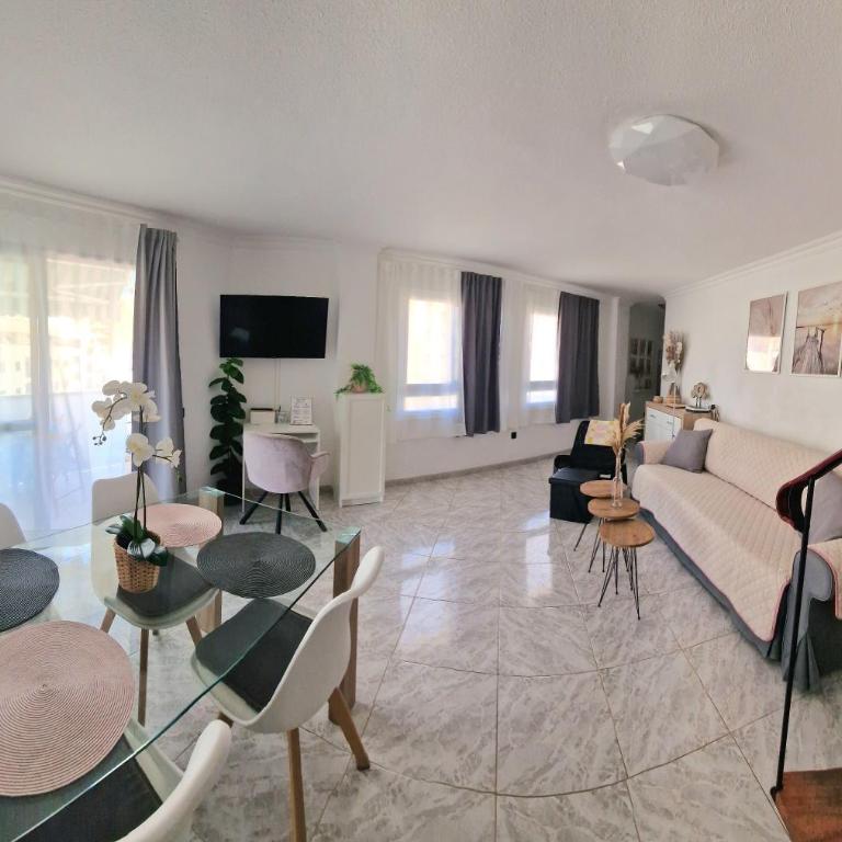 Dúplex Penthouse Los Cristianos Beach - Apartamento de 2 dormitorios - 15