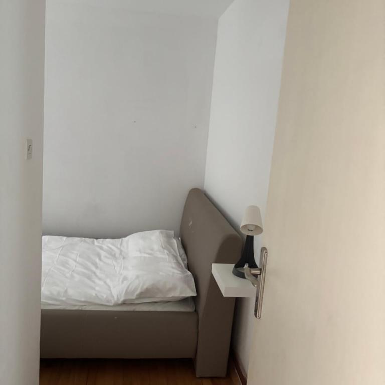 Tia Apartment - One-Bedroom Apartment - 3