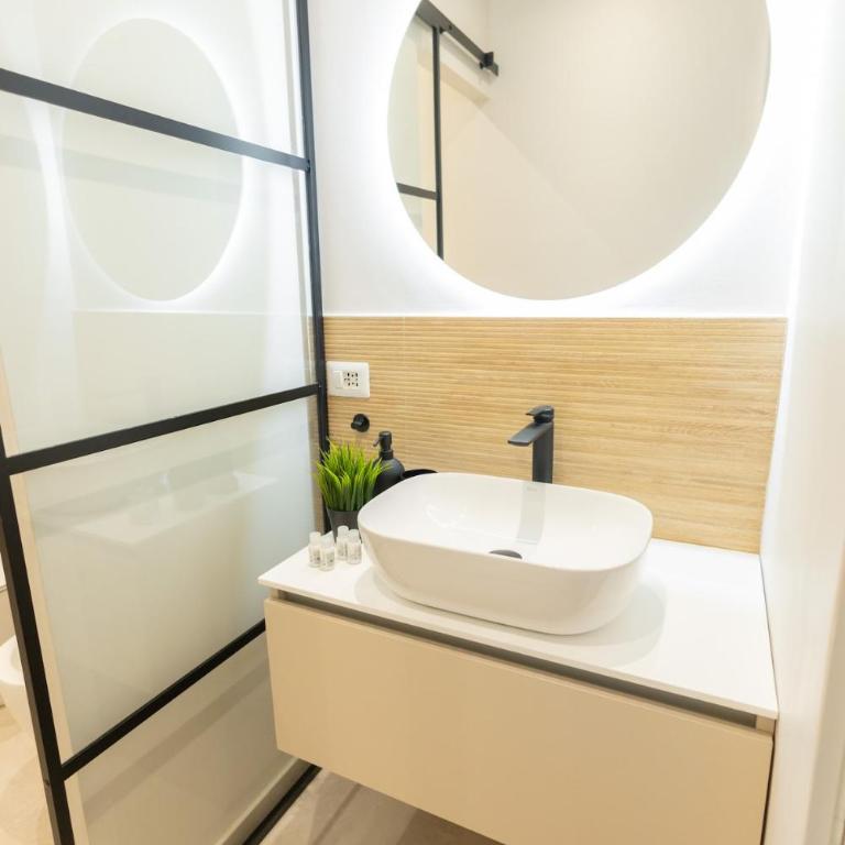 Casa Jasmin Two room apartment in the historic center of Turin - Appartamento con 1 Camera da Letto - 35