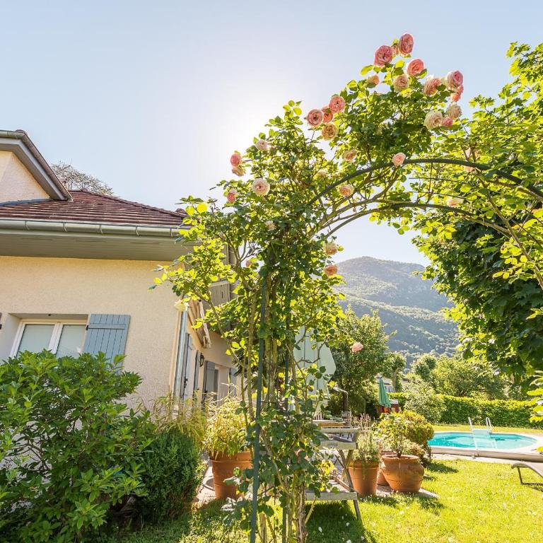 Villa Enfance - Piscine privée et proche Lac d'Annecy - Casa - 21