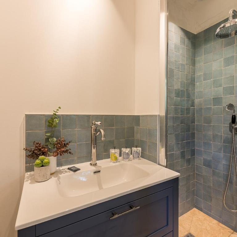 Villa Riviera - Plage privée et vue lac - Casa con 4 camere da letto - 33