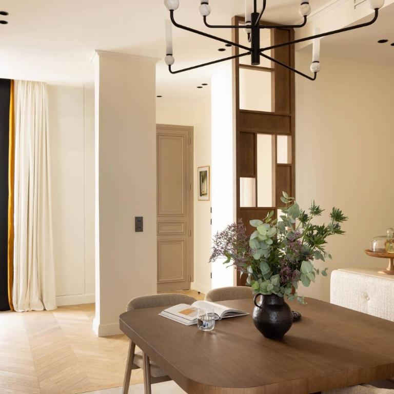 Luxurious Residence Saint Honore by onefinestay - Two-Bedroom Apartment - 9