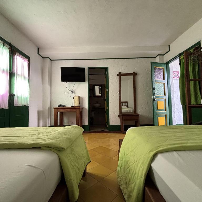 Hotel Vegas del Rio - Triple Room - 2