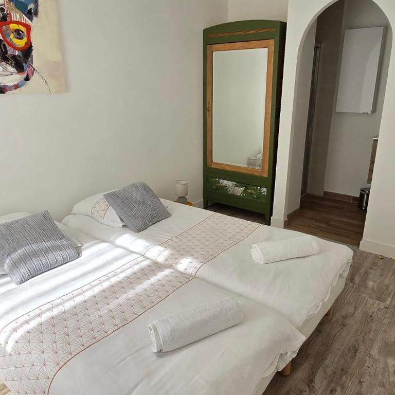 T2 du Sanctuaire 400 m de la grotte Lourdes wifi TV - Appartement 1 Chambre - 10
