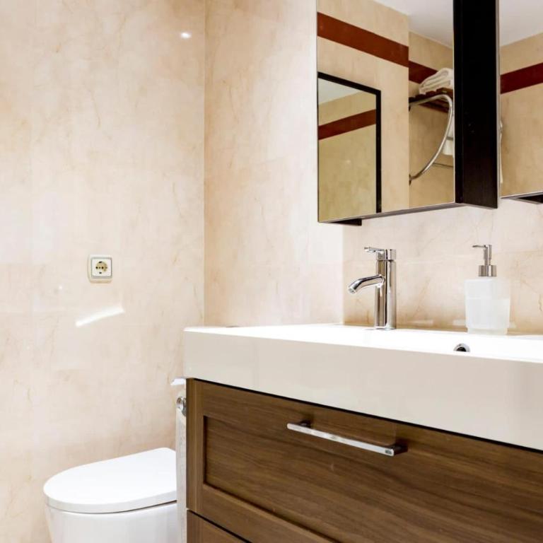 AMAZING ROOFTOP, 70 M TERRACE,Pool,BEACH,PARKING - Apartamento de 3 dormitorios - 36