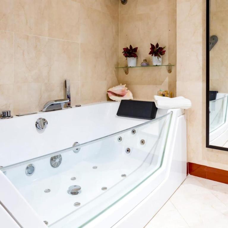 AMAZING ROOFTOP, 70 M TERRACE,Pool,BEACH,PARKING - Apartamento de 3 dormitorios - 78