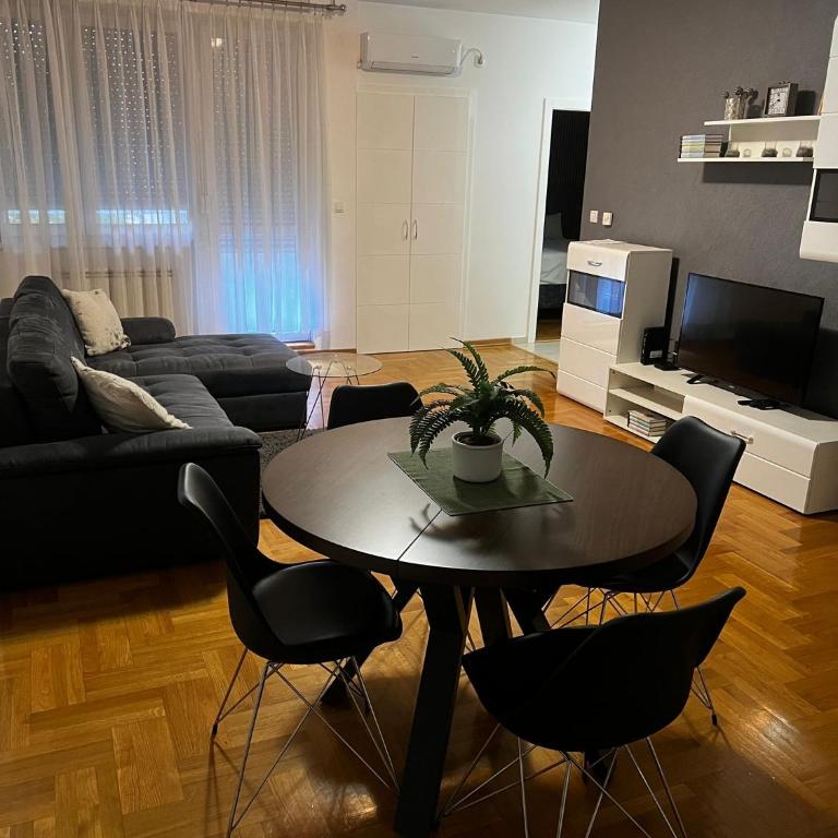 New Apartment CRISTAL in the city centre - Apartman - 3