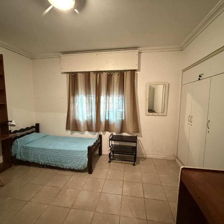 Residencia Estudiantil para Mujeres - Single Bed in Dormitory Room - 2