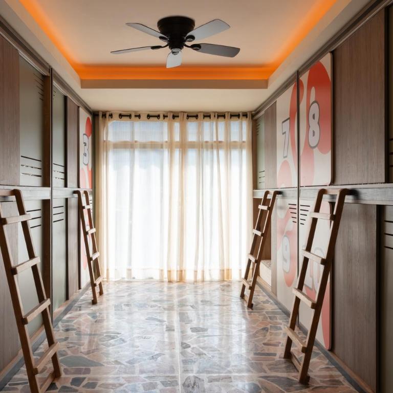 Casa Stella Rooms - 10-Bed Mixed Dormitory Room - 1