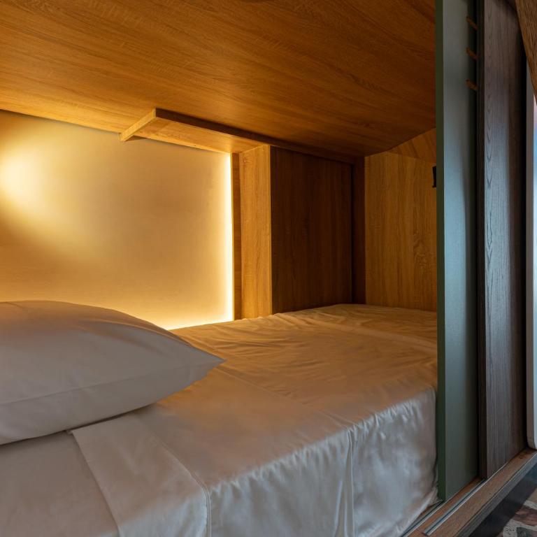 Casa Stella Rooms - 10-Bed Mixed Dormitory Room - 2