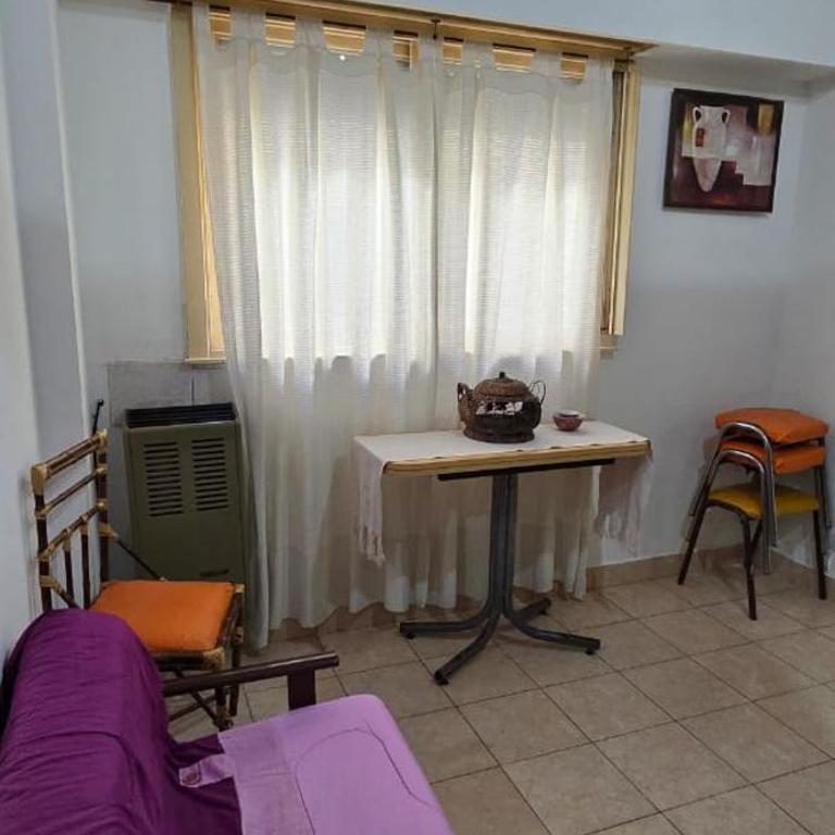 Departamento Colón a 2 cuadras de la costa - Apartamento de 1 dormitorio - 2