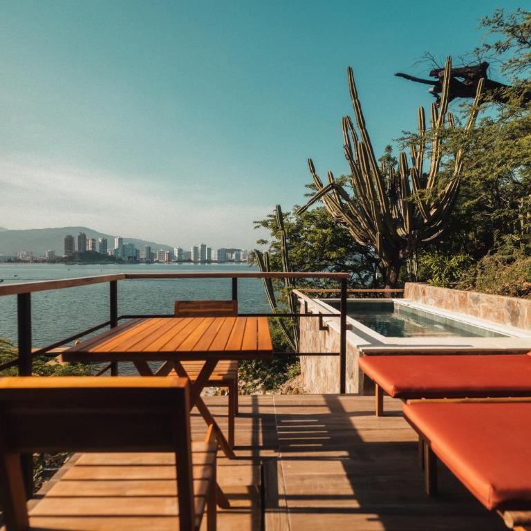 Perla Roca Hotel Boutique - Beach Front - Double Room with Balcony and Sea View - 5