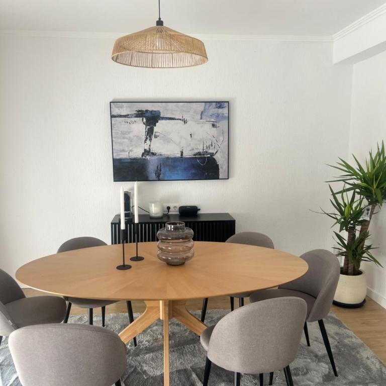 Playa del Cura, Urban Glow - Modern,Comfortable and Stylish Retreat - Three-Bedroom Apartment Suite - 7