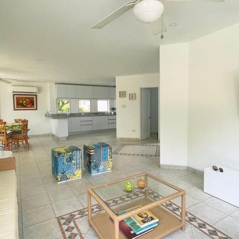 Cabaña ideal con piscina propia y salida al mar - Casa de 3 dormitorios - 16