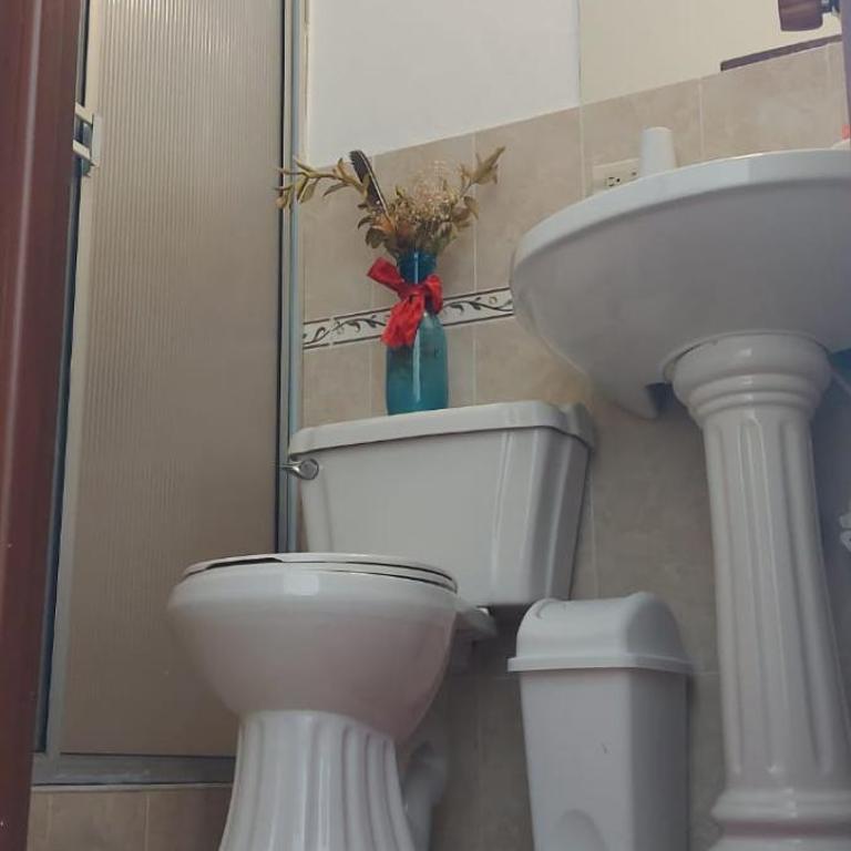 Hola! Veci - Habitación Doble con baño privado - 4