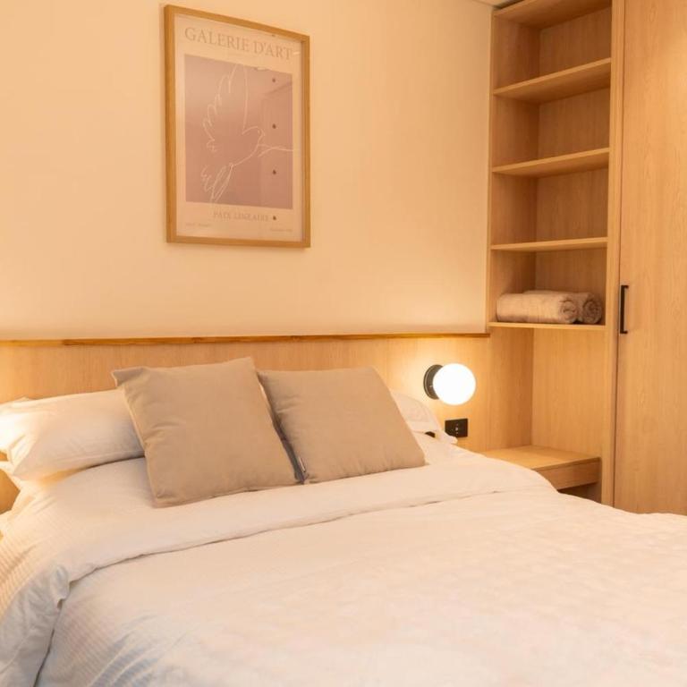 Casa Toro - Deluxe One-Bedroom Apartment - 26