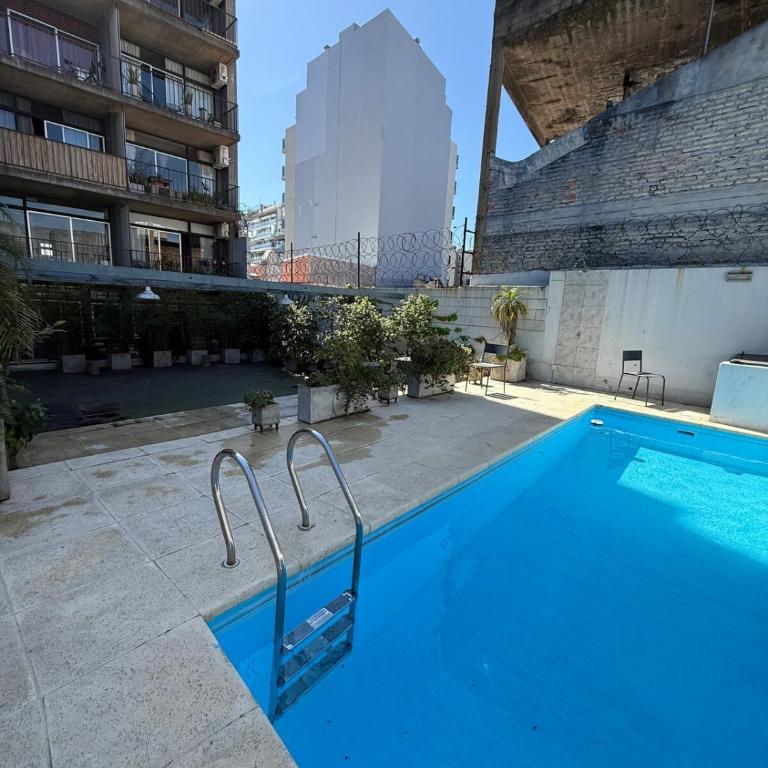 Monoambiente con balcon y pileta en Chacarita - Apartamento de 1 dormitorio - 19