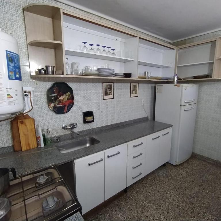 Departamento amplio a la calle - Apartamento de 2 dormitorios con balcón - 20