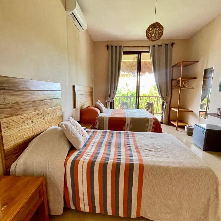 Yax Kiin Casa Boutique - Triple Room with Balcony - 4
