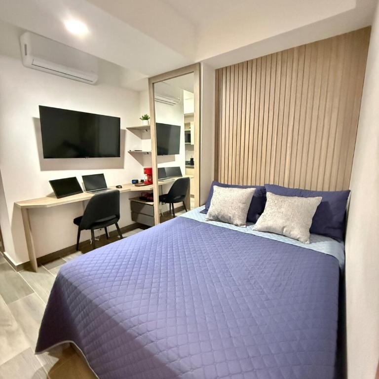 Apto Laureles con Aire ,Zona Trabajo, Central - Apartamento de 1 dormitorio - 1