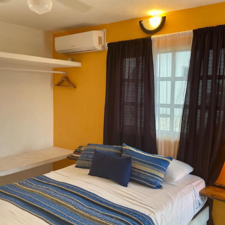 Balcony Studio in Downtown Isla Mujeres - Apartment with Balcony - 2