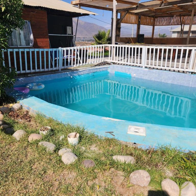Cabañas con piscina en sector rural - Vacation Home - 4